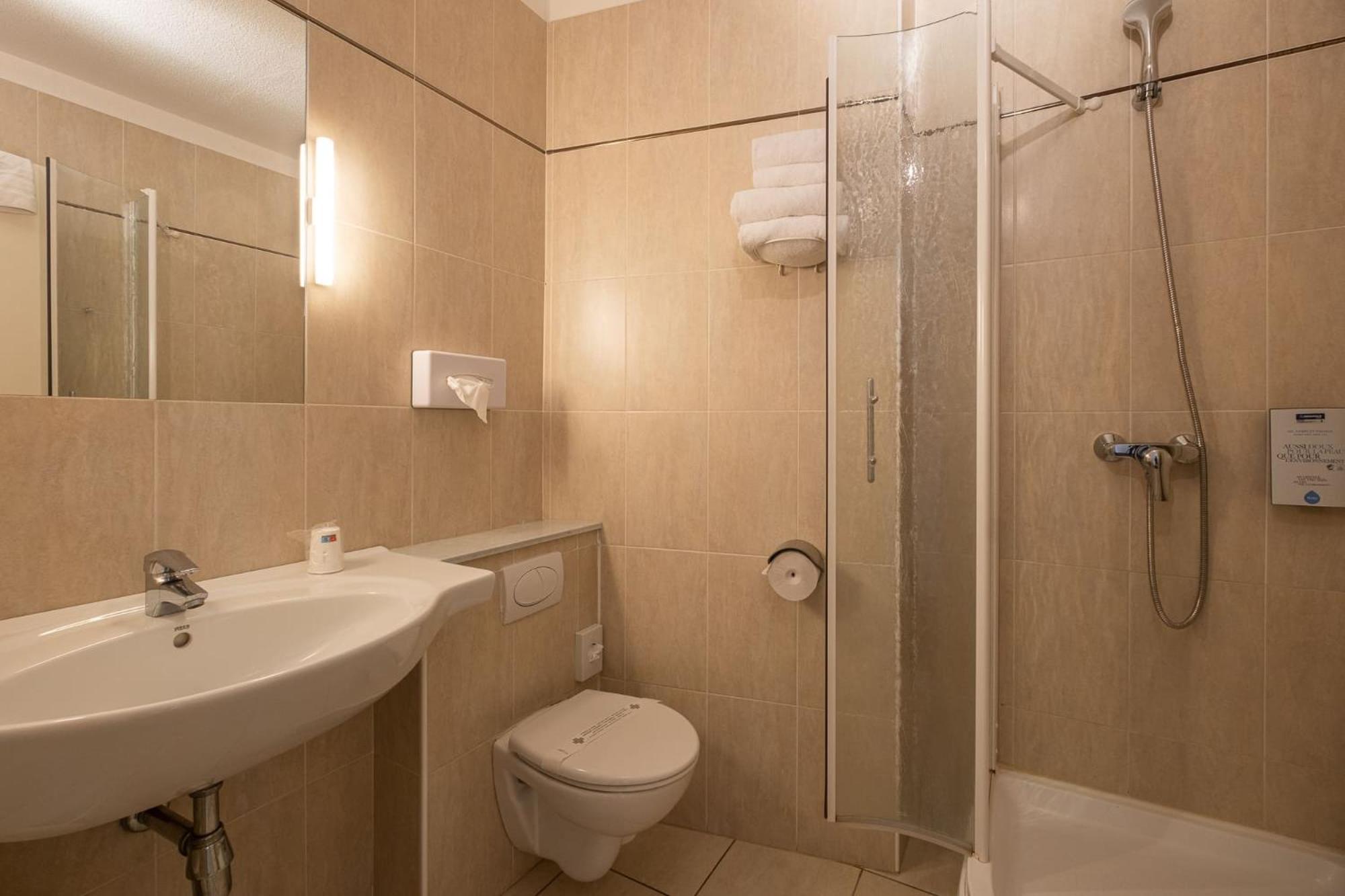 The Originals City, Hotel L'Hippocampe, Sete Balaruc-Le-Vieux Buitenkant foto
